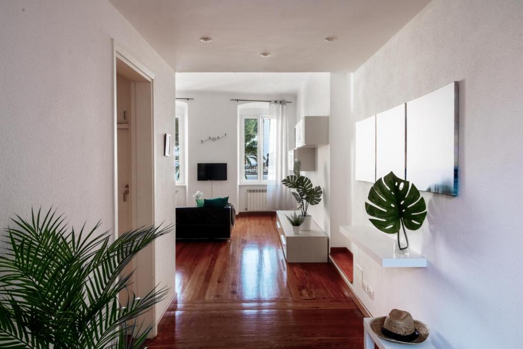 Bellavista Apartment - 2