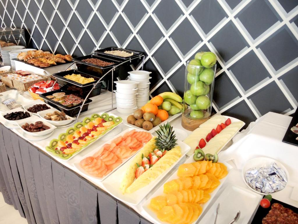 Đồ ăn và thức uống