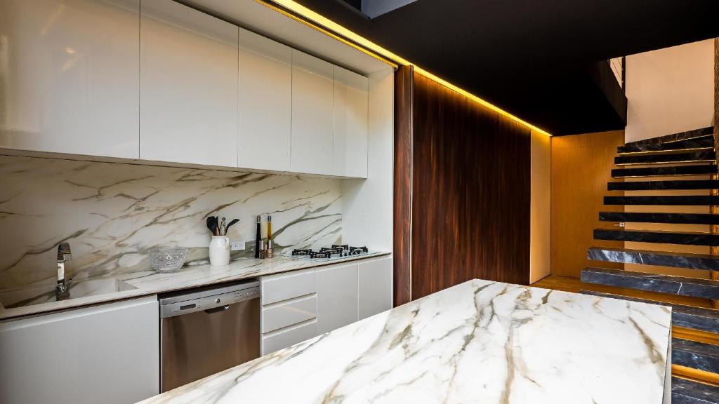 PIER 57 - 108 Luxurious Loft in Romantic Zone - 4
