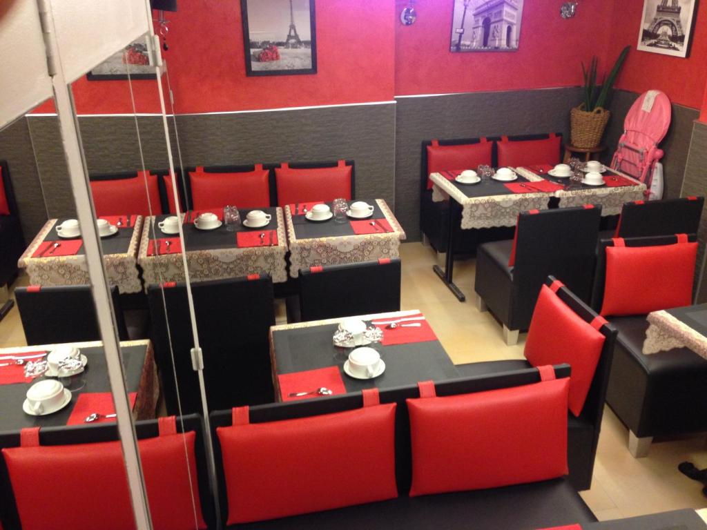 ビュット ショーモン ホテル (Hotel Buttes Chaumont) レストラン