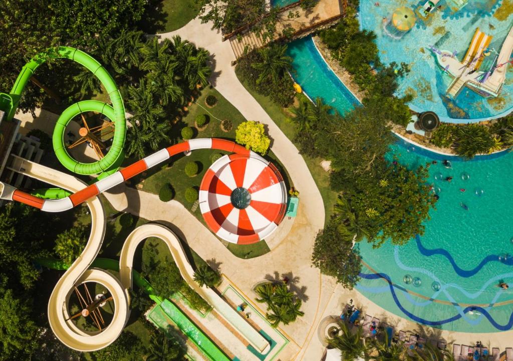 JPark Island Resort and Waterpark