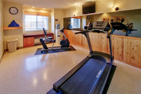 Western Skies Inn & Suites photo