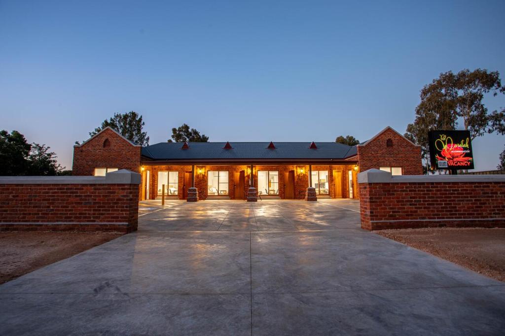 Red Waratah Accommodation photo