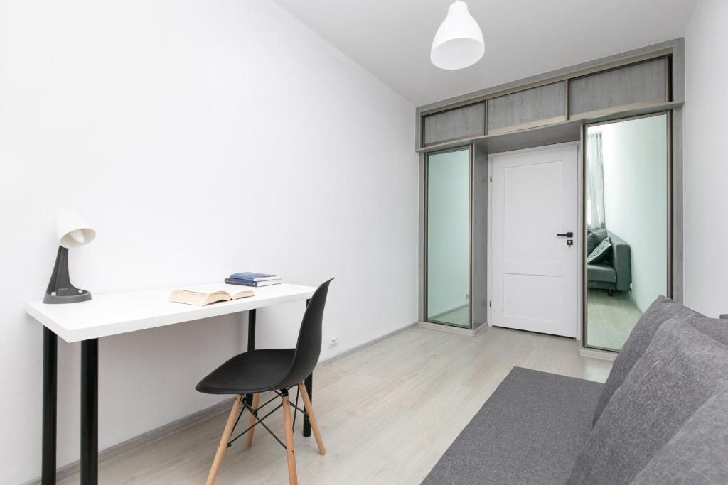Rooms4Less photo