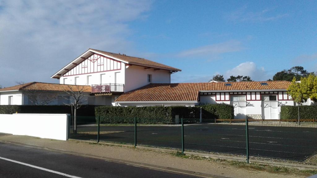 Bel appart T3 ,100 m de l’océan , centre ville - 3