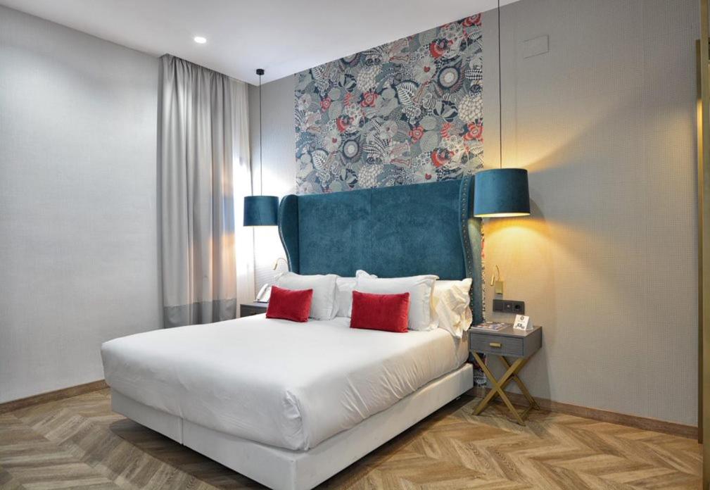 Soho Boutique Sevilla — Hotel rooms in Seville, Andalusia