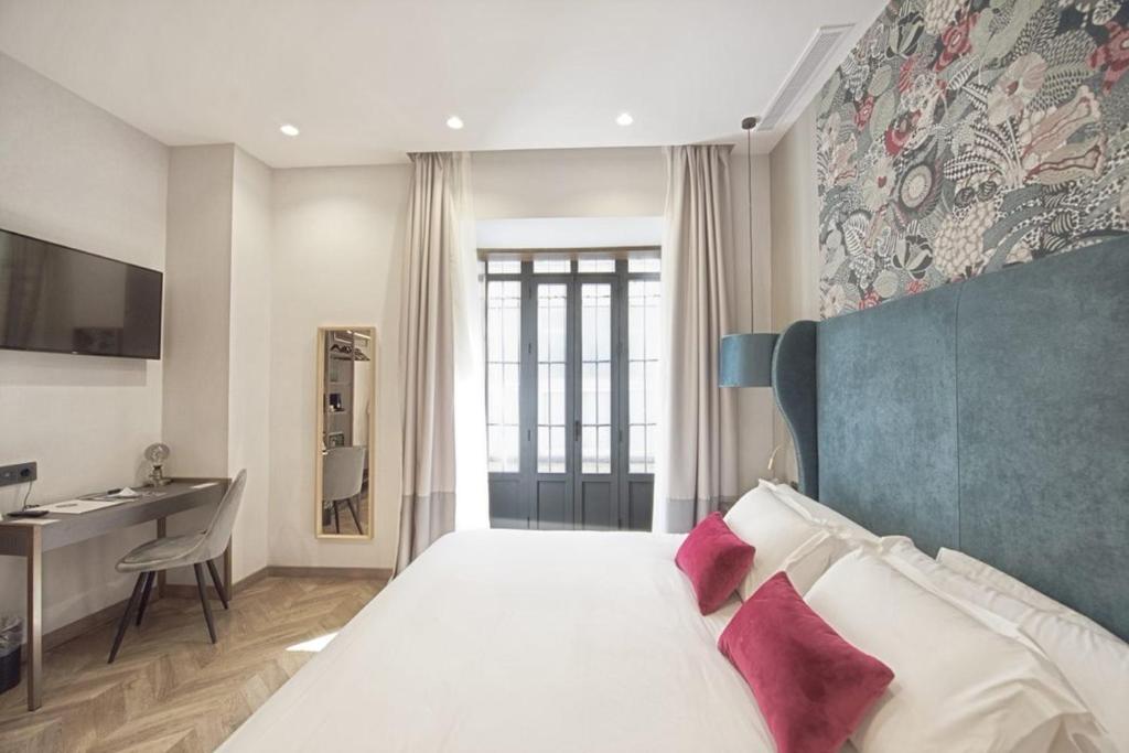 Soho Boutique Sevilla — Hotel rooms in Seville, Andalusia