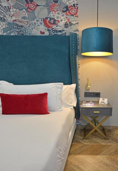Soho Boutique Sevilla — Hotel rooms in Seville, Andalusia