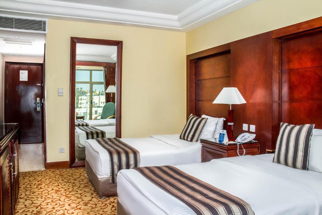 Days Inn by Wyndham Hotel Suites Amman photo