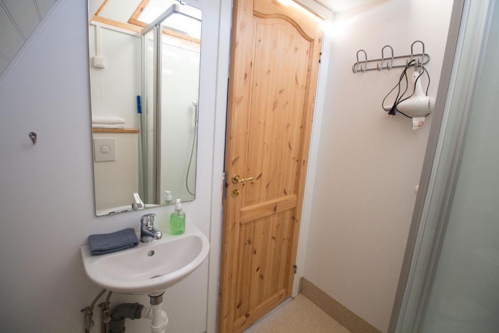 Ormurinn Cottages photo