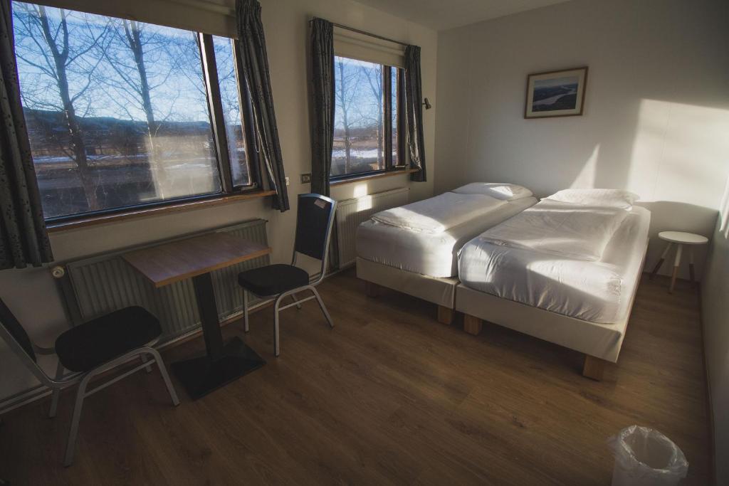 Twin Room with Shared Bathroom