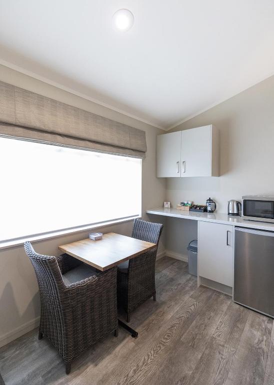 Facilities, Colonial Court Motor Inn  in Tauranga