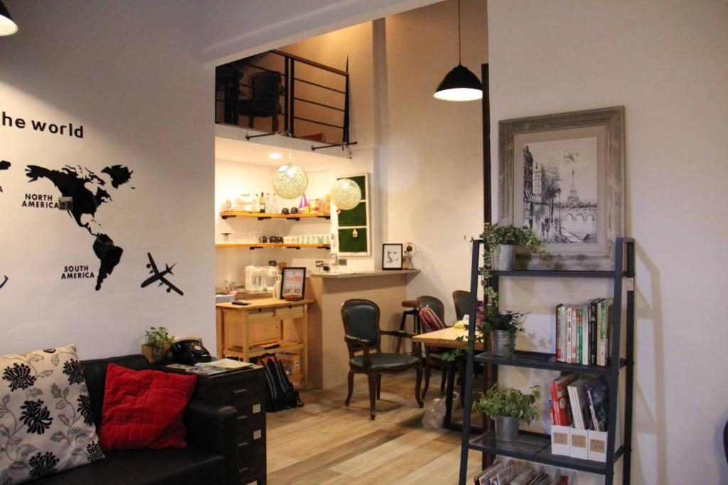 OLD WOW Shared Homestay photo
