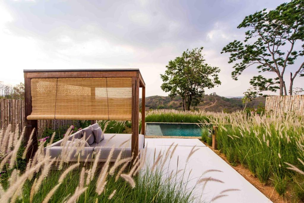 สภาพแวดล้อมโดยรอบ