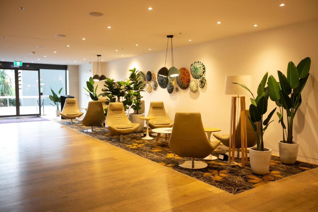 The Eureka Gold Coast Residence on Broadbeach photo