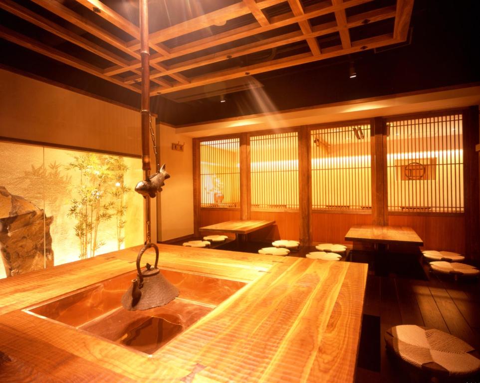 Restaurant, Kadoya Hotel in Tokyo