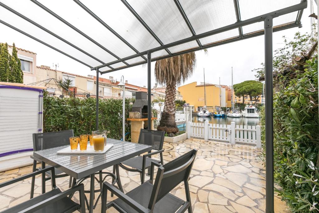 Vacation Rentals And Holiday Homes In Cap D Agde France