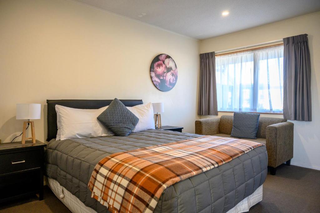 Foreshore Motor Lodge photo