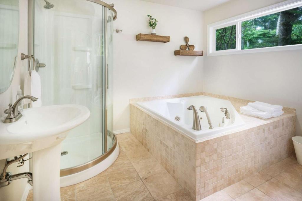 Saltwater Cottage At Gleneden Beach photo