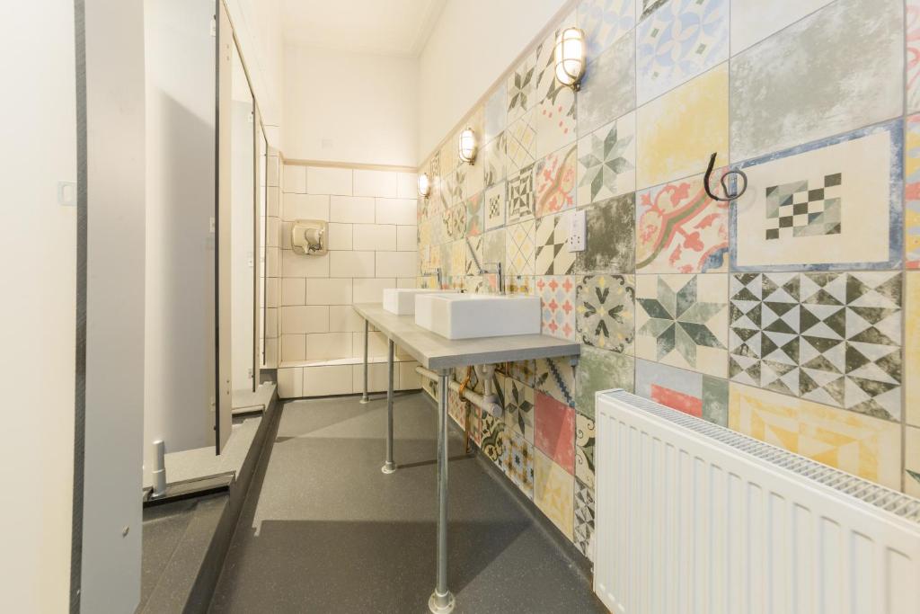 Bathroom, PubLove @ The Green Man Paddington in London