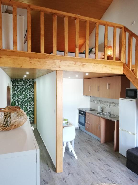 HOUSE 4U - Cozy Apartment with Mezzanine, Abrantes