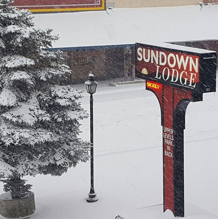 Sundown Lodge photo