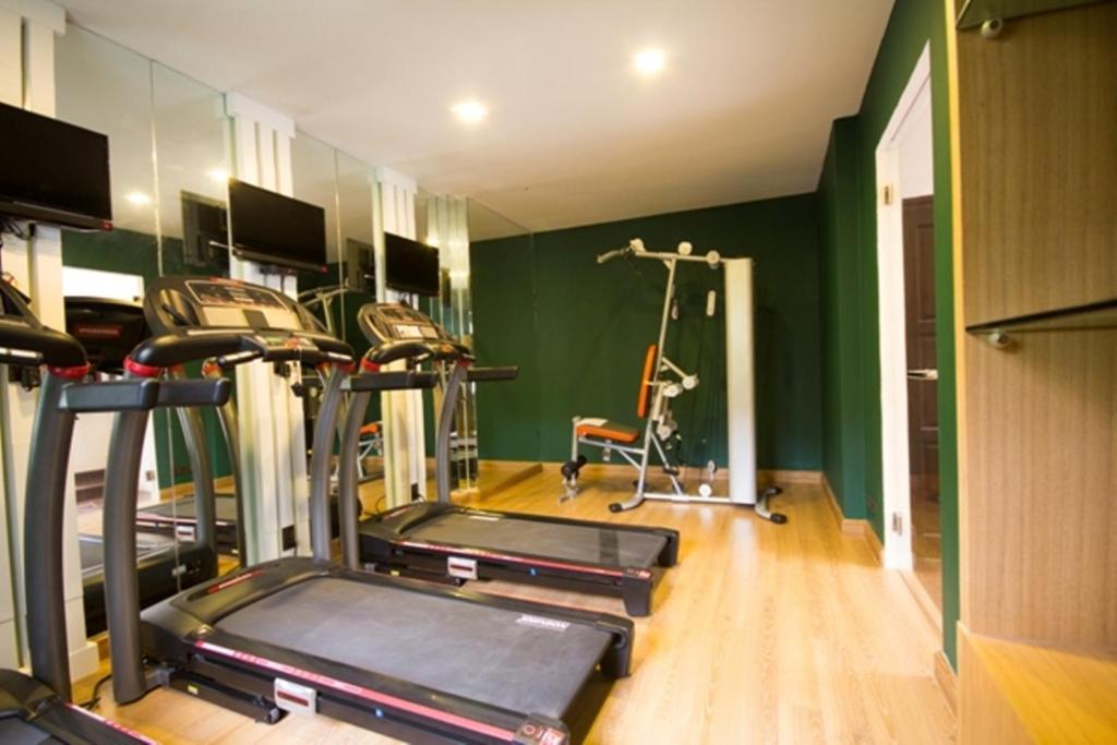 Fitness center