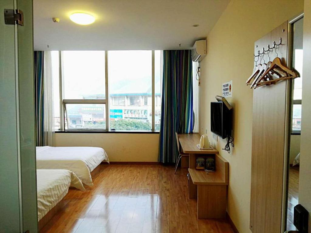 7 Days Inn Chongqing Wushan Guangdong Road photo