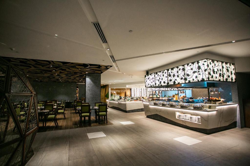 Food and beverages, Luxent Hotel in Manila