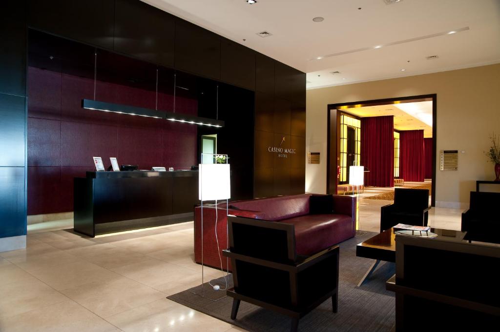 Hotel Casino Magic — Hotel in Neuquen