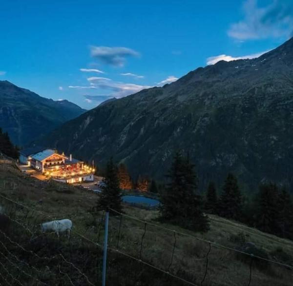 Alpengasthof Gaislach Alm - 3