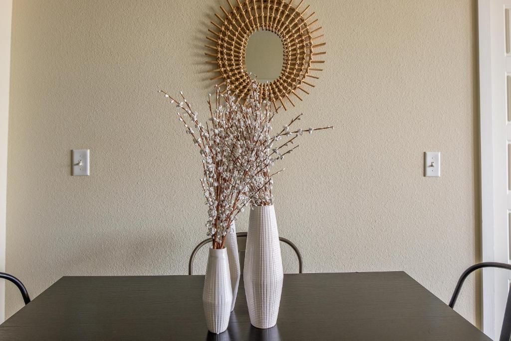 FRONTDESK West 7th District Apts Fort Worth photo