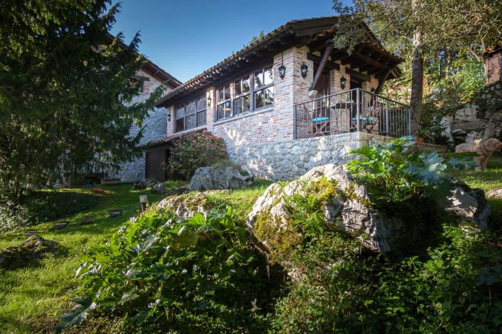 El Choco, a small place in paradise. V.V435AS, Parres de Llanes