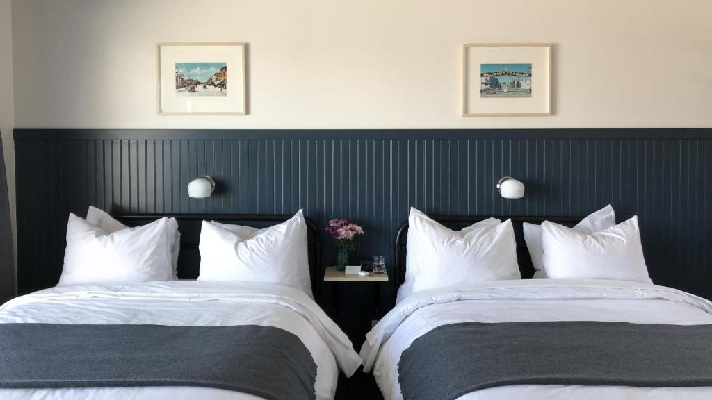 The Bayview Motel — Hotel in Fort Frances (ON)
