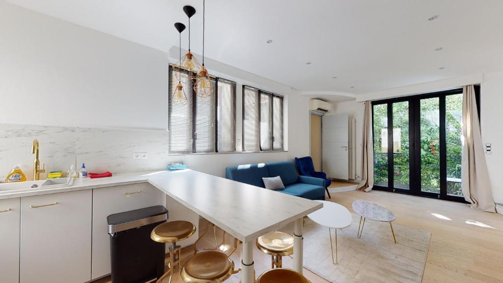 Stunning And Luxurious 3BR Loft 5min From Paris In The Heart Of Boulogne - 2