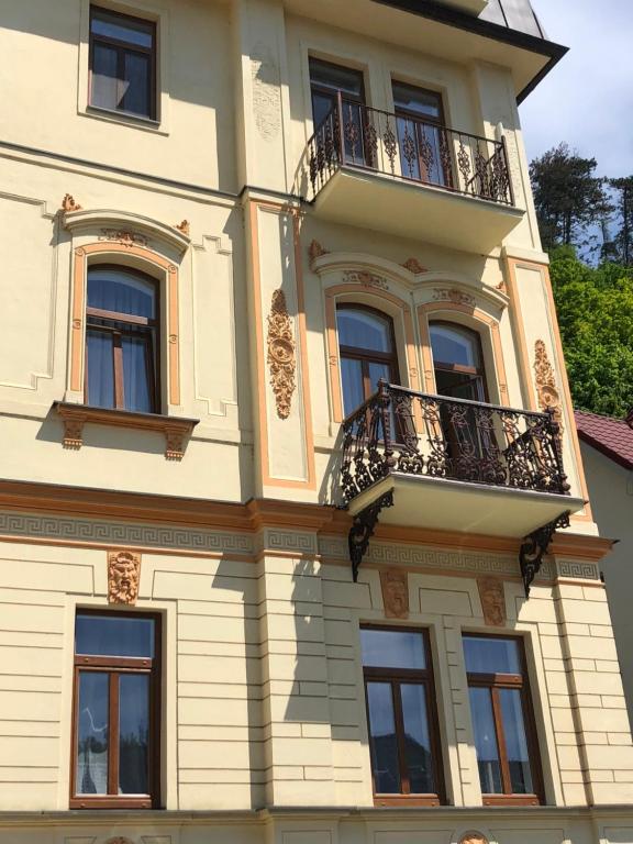 Apartman Marcello — Hotel in Trencianske Teplice