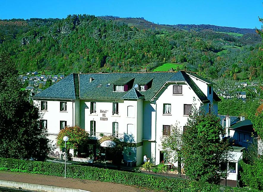 Logis Hôtel restaurant Bel Horizon，位于塞尔河畔维克的酒店