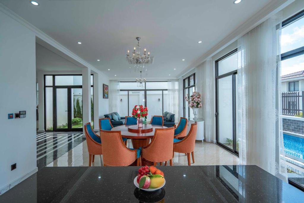 Luxury IDCWHiteHouse FLC Halong Golf &Resort