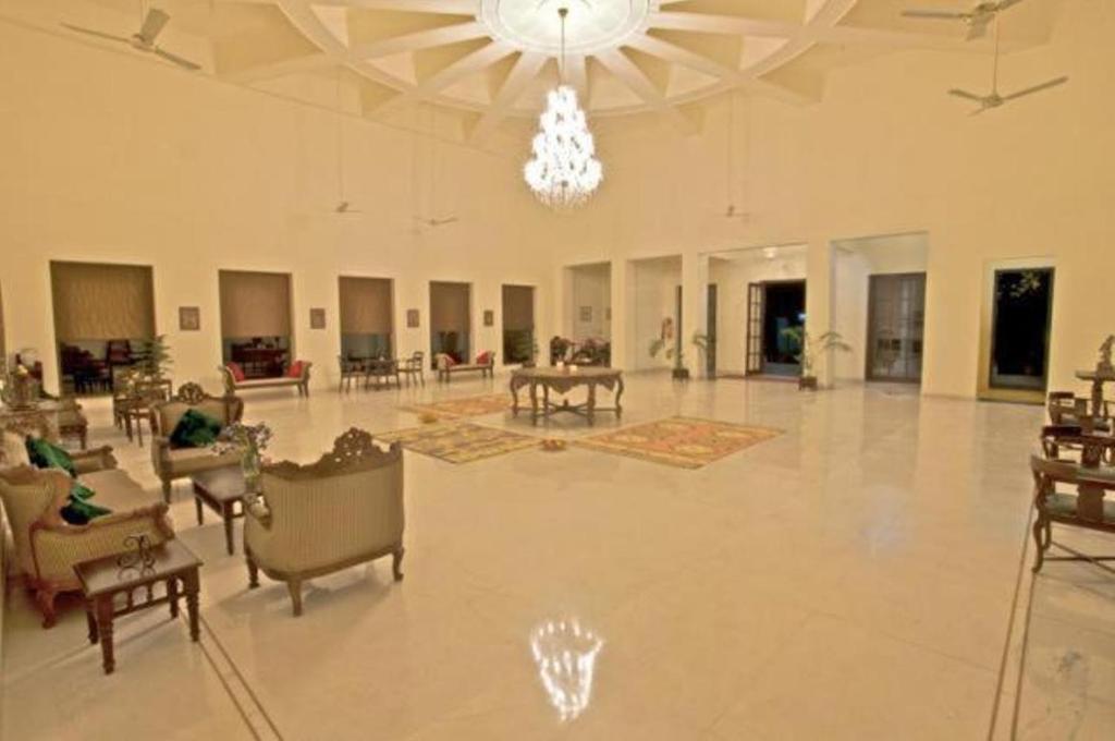 더 하도티 팰리스 분디 (The Hadoti Palace Bundi)