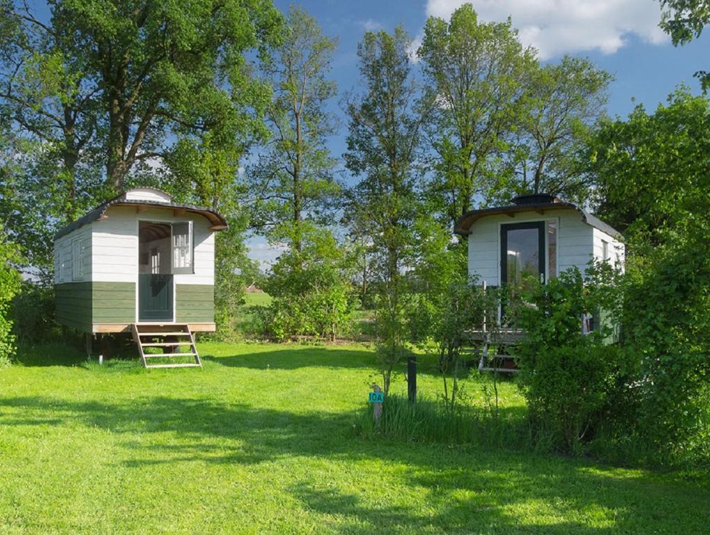 B&B Pipowagen "het Wellnestt" op Wellness Camping en B&B Stoltenborg