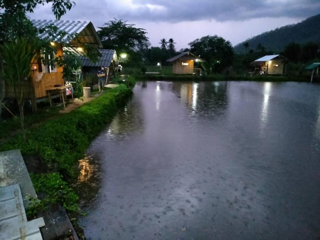 Samoeng fishing park @ home stay