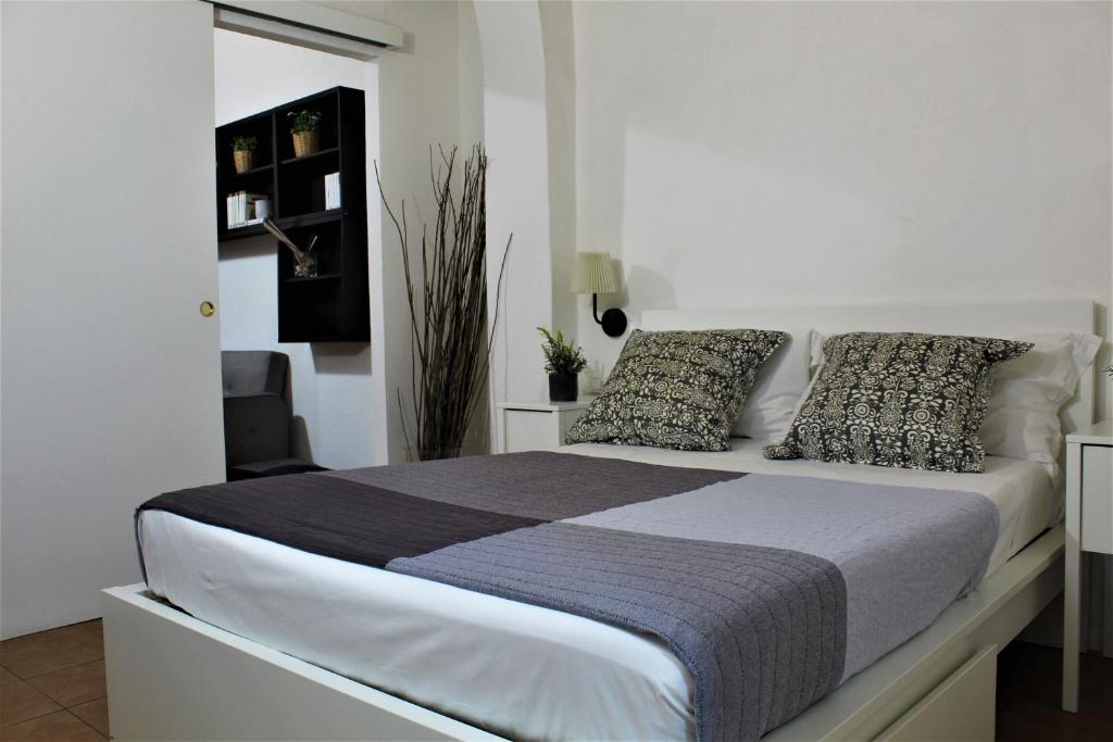 Crystal Ship Apartments - 2