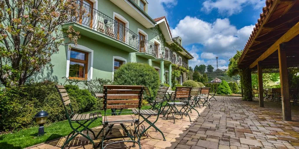 Penzion Tematin, hotel in Piešťany