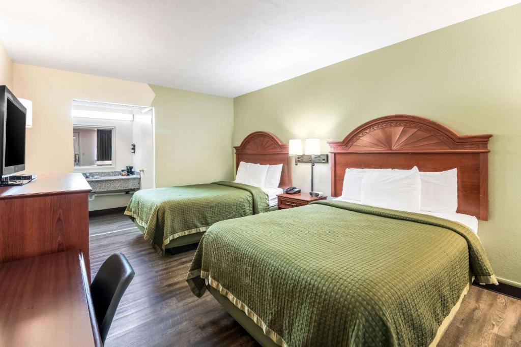 Rodeway Inn Cadiz photo