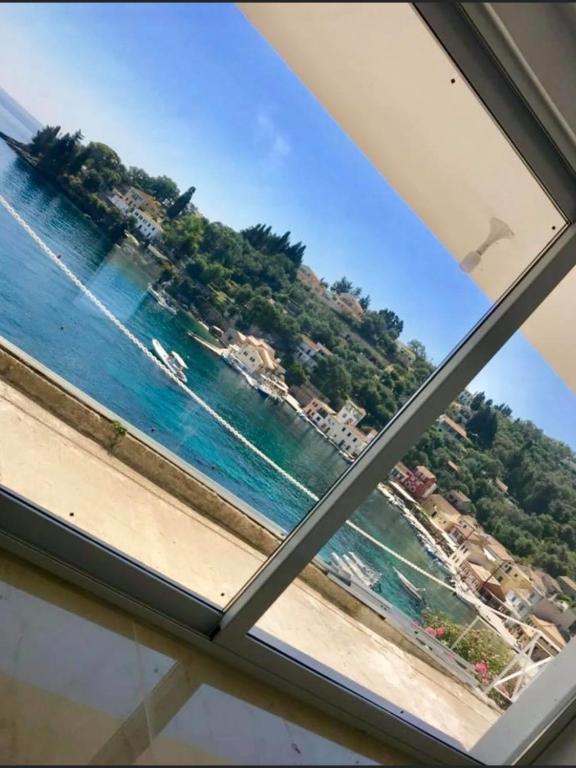Spyros Aronis Apartments photo