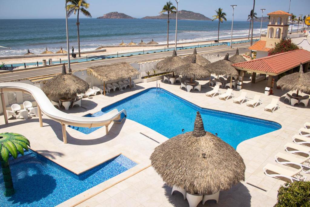 Hotel Sands Arenas photo