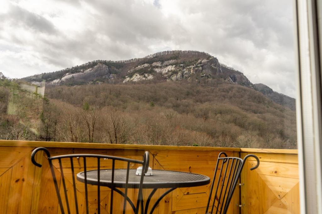 The Chimney Rock Inn & Cottages photo