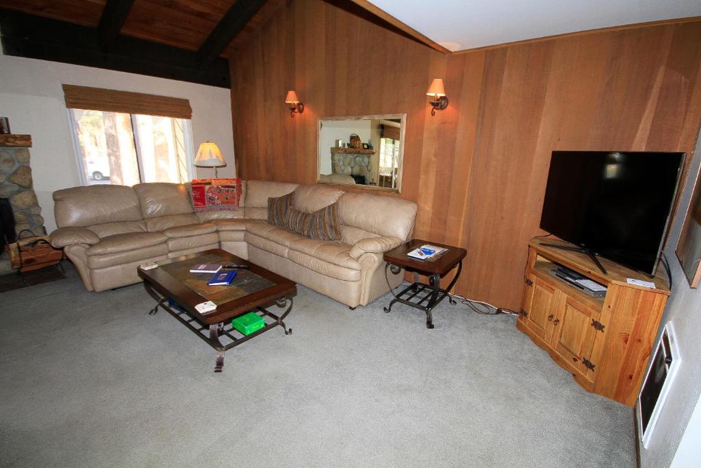 Horizons 4 #140, 1 Bedroom, Loft, 1.25 Baths, Mammoth Lakes