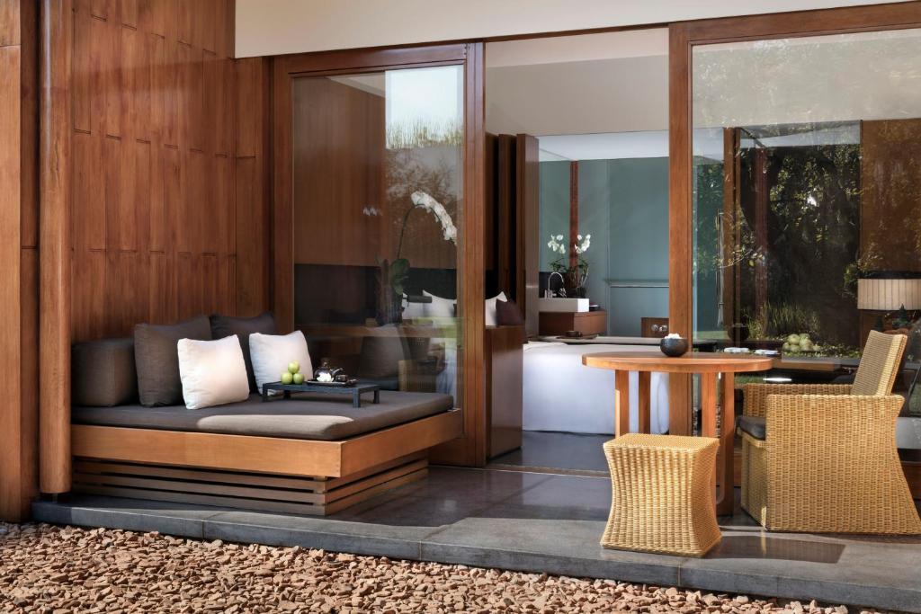 บริการและสิ่งอำนวยความสะดวก