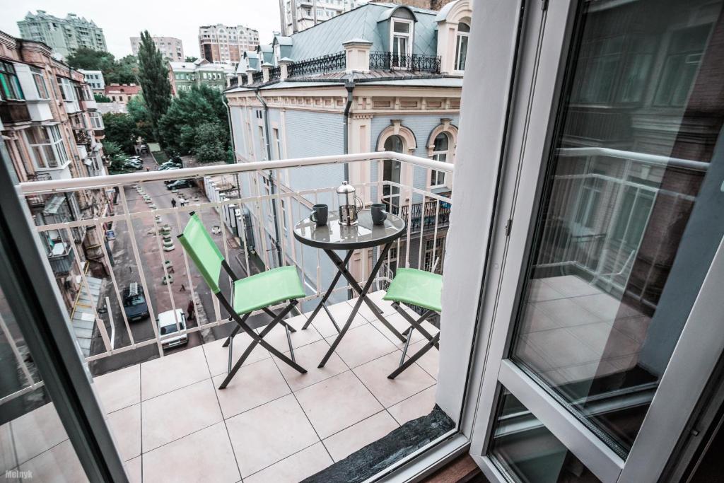 Kyiv Art Apartment photo